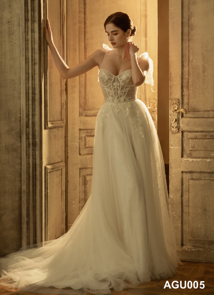 Handmade Factory Sale No Sleeve Sexy Lace Applique Bridal Gown Bead Wedding Dress