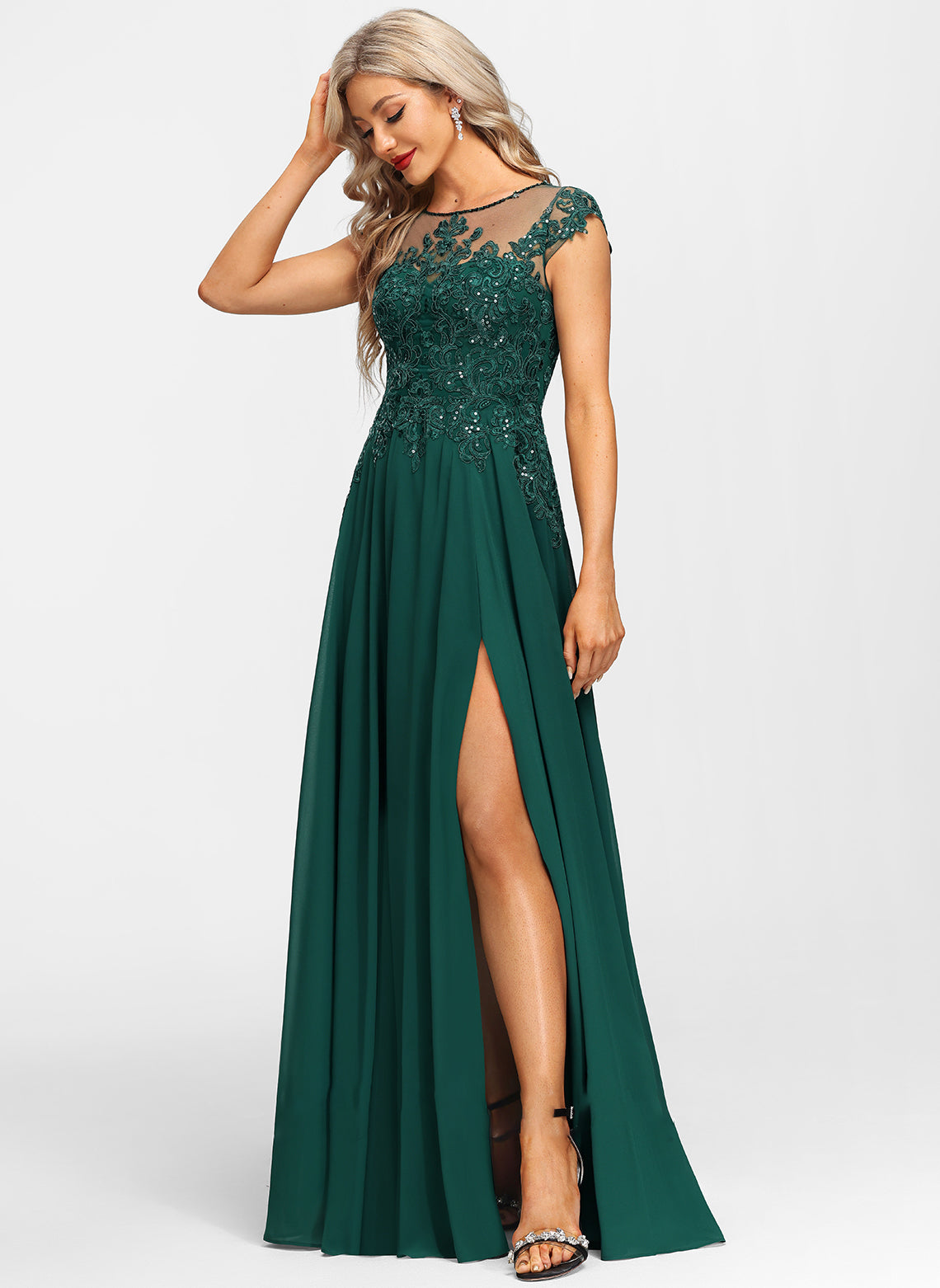 Women's Heavy Duty Banquet Evening Dresses Round Neck Beaded Extra Long Sleeve Evening Dresses High-end Elegant Evening Dresses