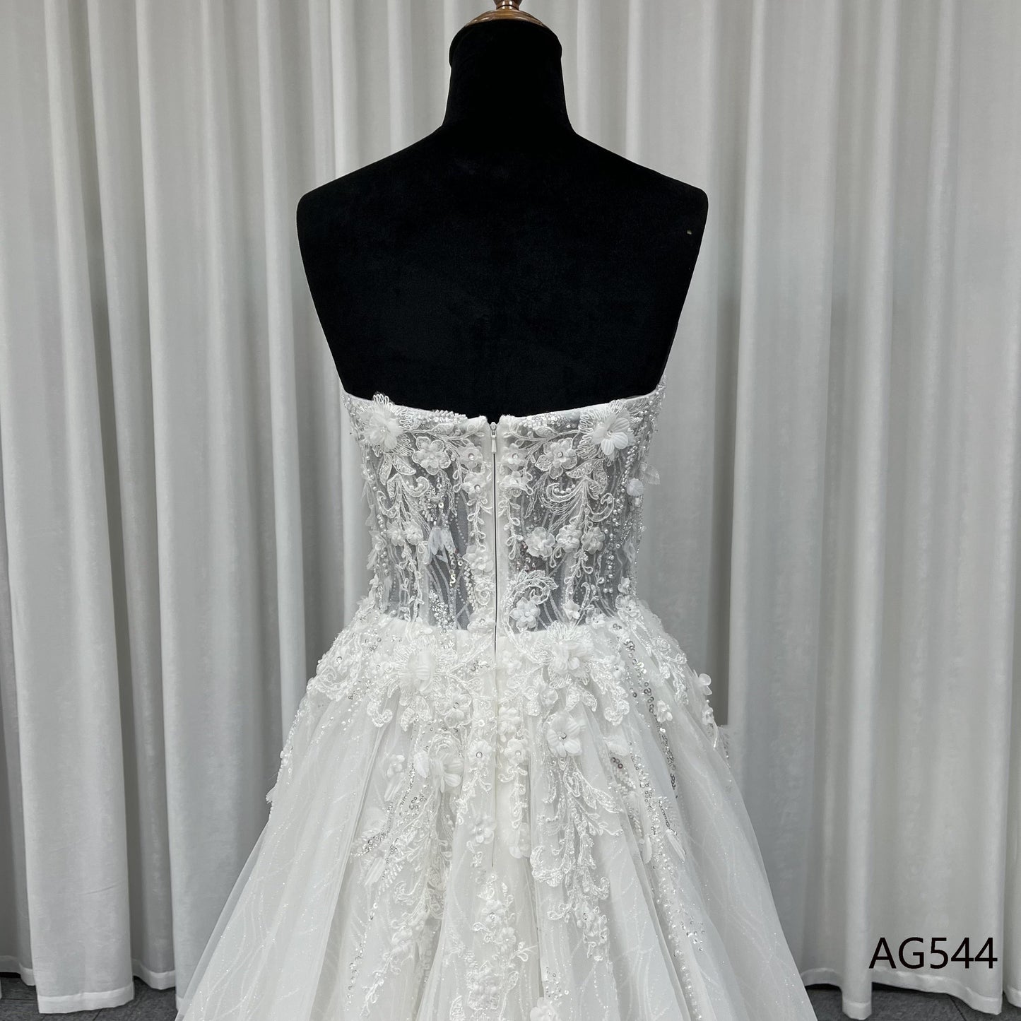 Latest Corset Beaded Bridal Gown A Line Applique Wedding Fashion Dress Off Shoulder Plunging V Wedding Dresses