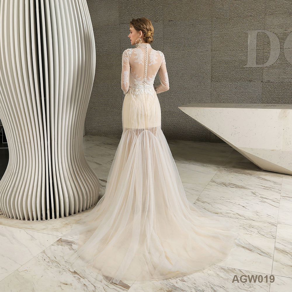 White Color Bridal Maids High Ivory Mermaid Lace Mock Neck Wedding Dress