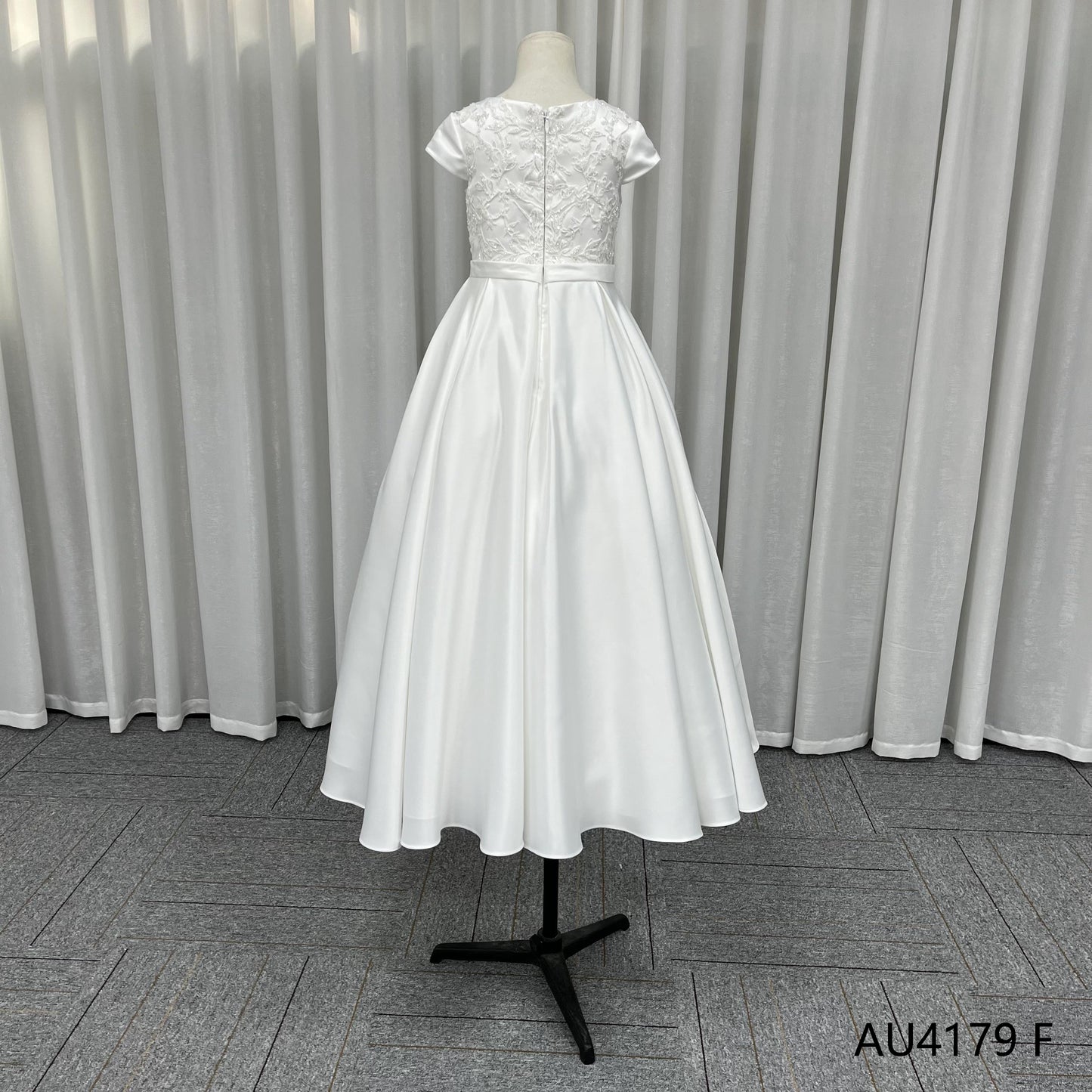 Elegant Girl Fluffy Dress Flower Baby Wedding Ceremony Costume Birthday Outfits White 1st Communion Tutu Gown Kids Gala Clothes