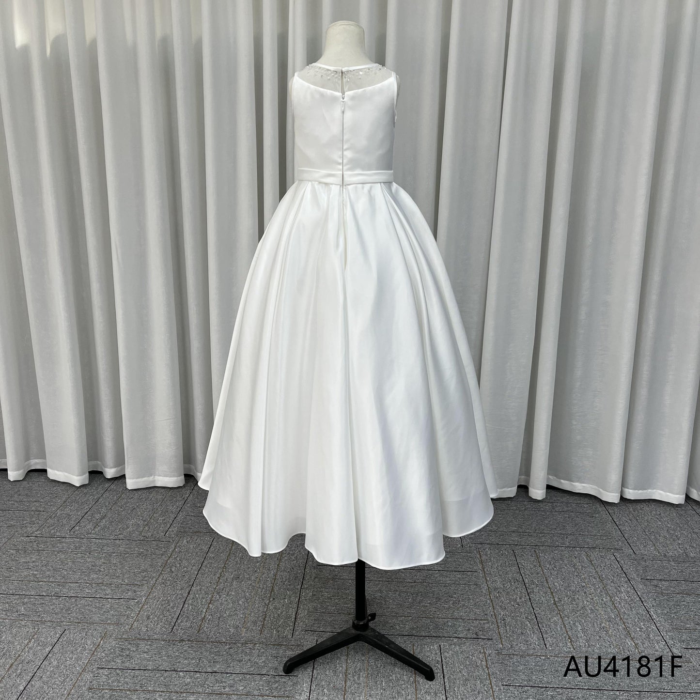 Wedding Party White Satin Top Tulle Big Bow V Back Tulle Long Children Frock Birthday Holiday Kids Dresses for Flower Girls