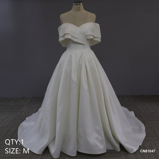 2025 New French Fugitive Princess Wedding Dress for Brides of Petite Vintage Satin One-shoulder Trailing Wedding Dress