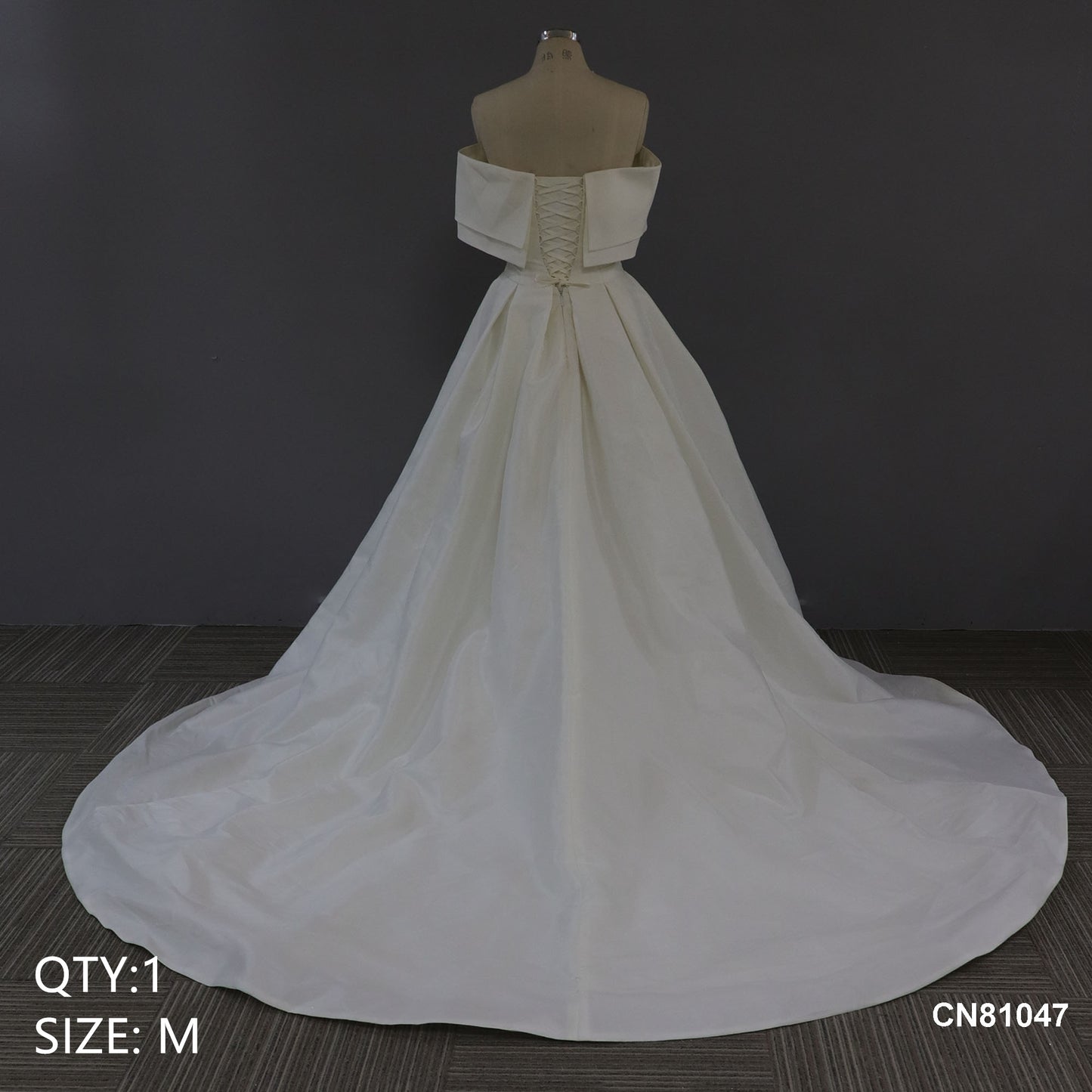 2025 New French Fugitive Princess Wedding Dress for Brides of Petite Vintage Satin One-shoulder Trailing Wedding Dress