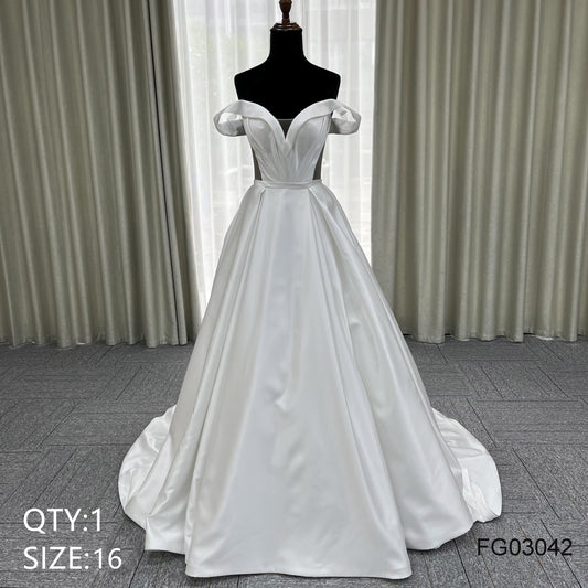 Bridal Wedding Princess Style Satin Wedding Dress Simple Elegant Pure Off-the-Shoulder Trailing Wedding Dress