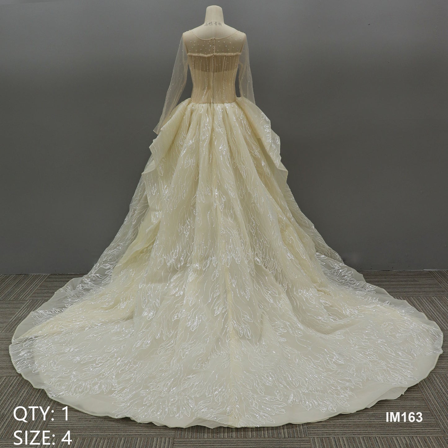 Elegant Off the Shoulder Strapless Long Sleeves Bride Dress Lace Appliqued Wedding Gowns