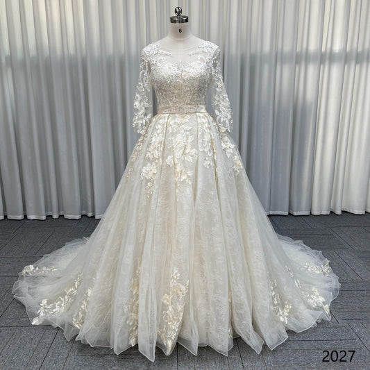 2025 Socialite White Cotton Wedding Dress Elegant One-Word Collar Long Short Styles Manufacturer Supply Wholesale Casual Dresses