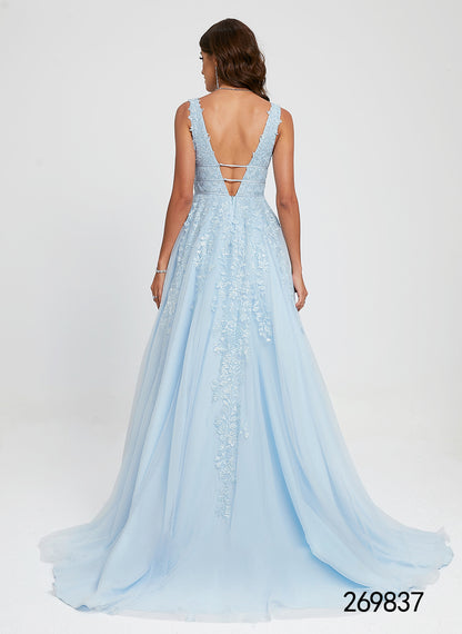 New Dress Sexy V-neck Strap Dress Hollow Long Skirt High Quality Custom Bride Wedding Gown