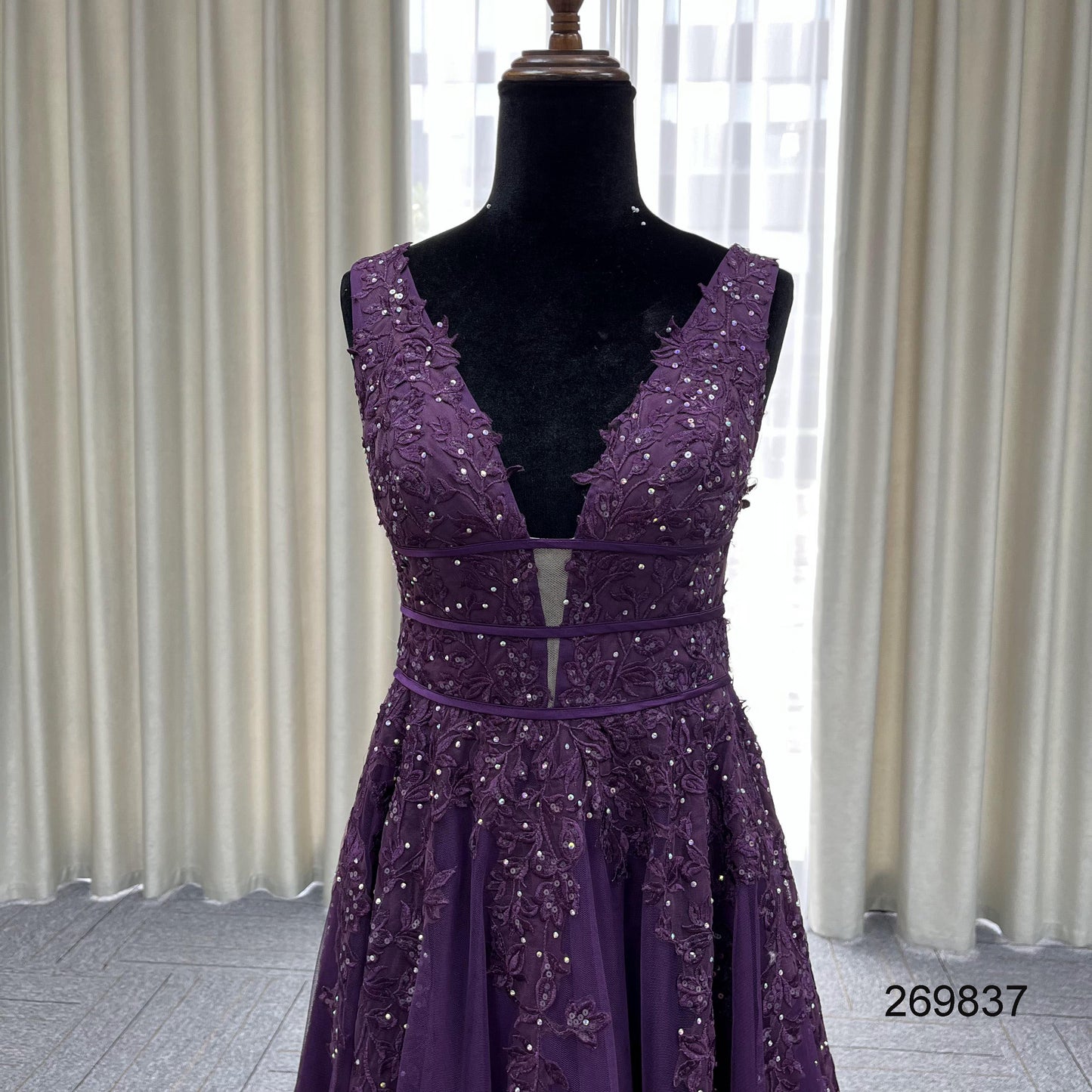 Classic Purple Quinceanera Dresses for Girl Bride Organza Ball Gown Sweetheart Elegant Wedding Dress