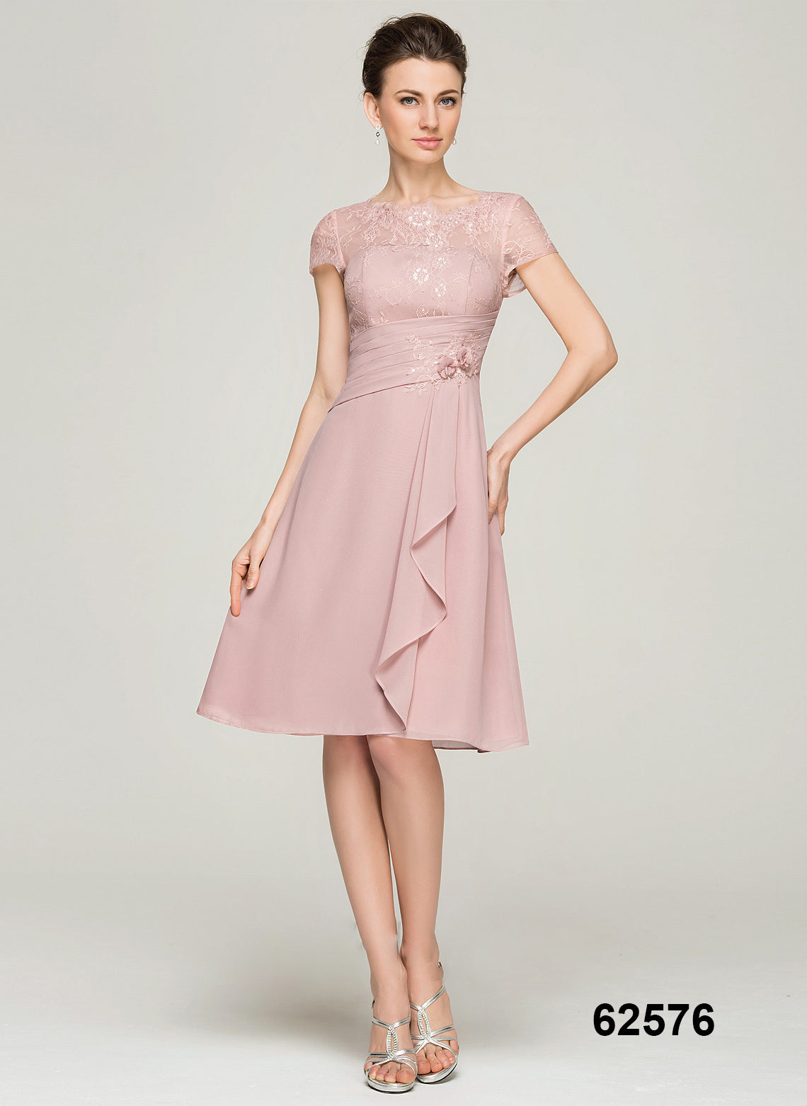 New Style A-Line O-Neck Plus Size Women Casual Dresses Knee-Length Chiffon Mother of the Bride Dress With Ruffle Appliques Lace