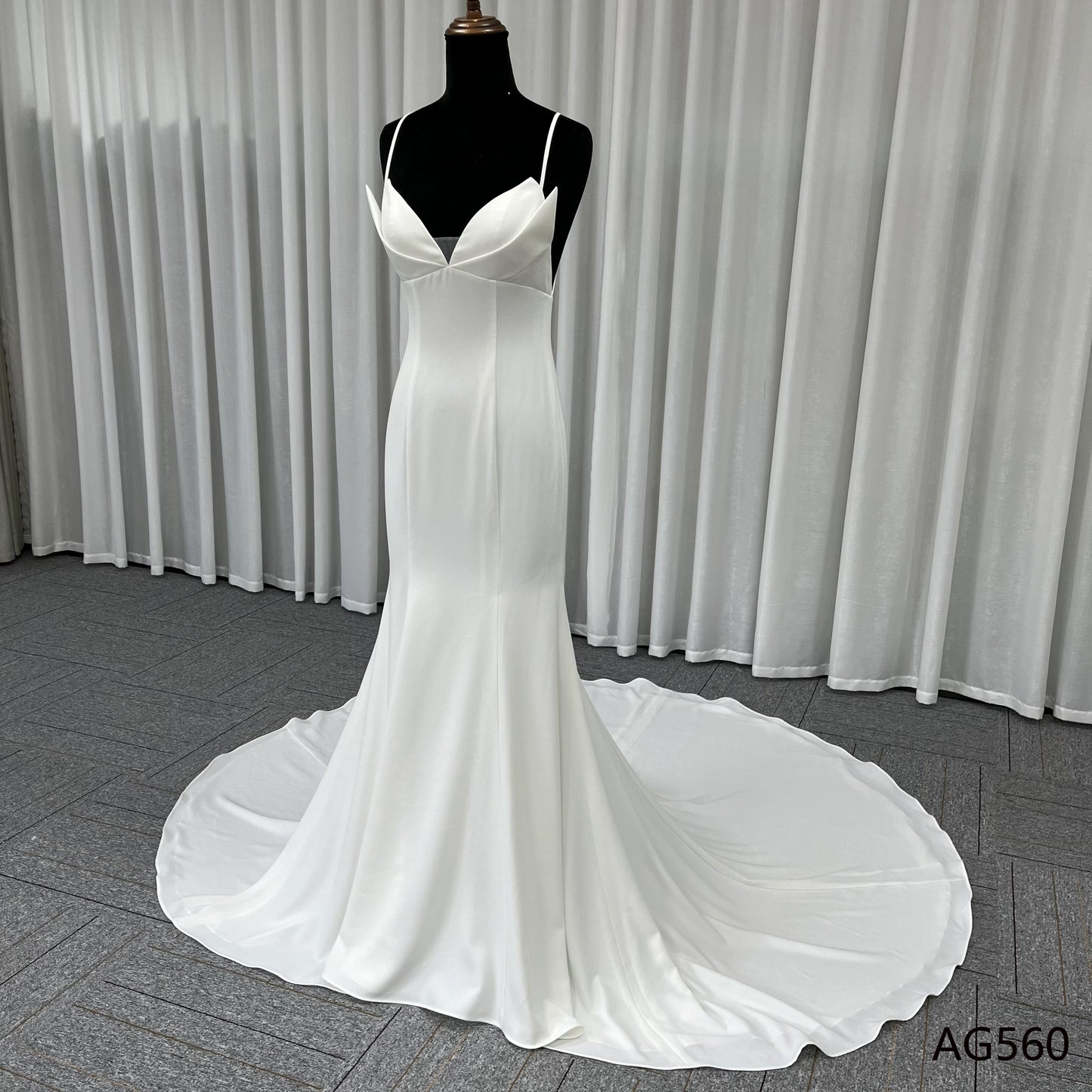 Custom Made Simple Satin Wedding Dresses V Neck Spaghetti Strap Backless Mermaid Bridal Gowns