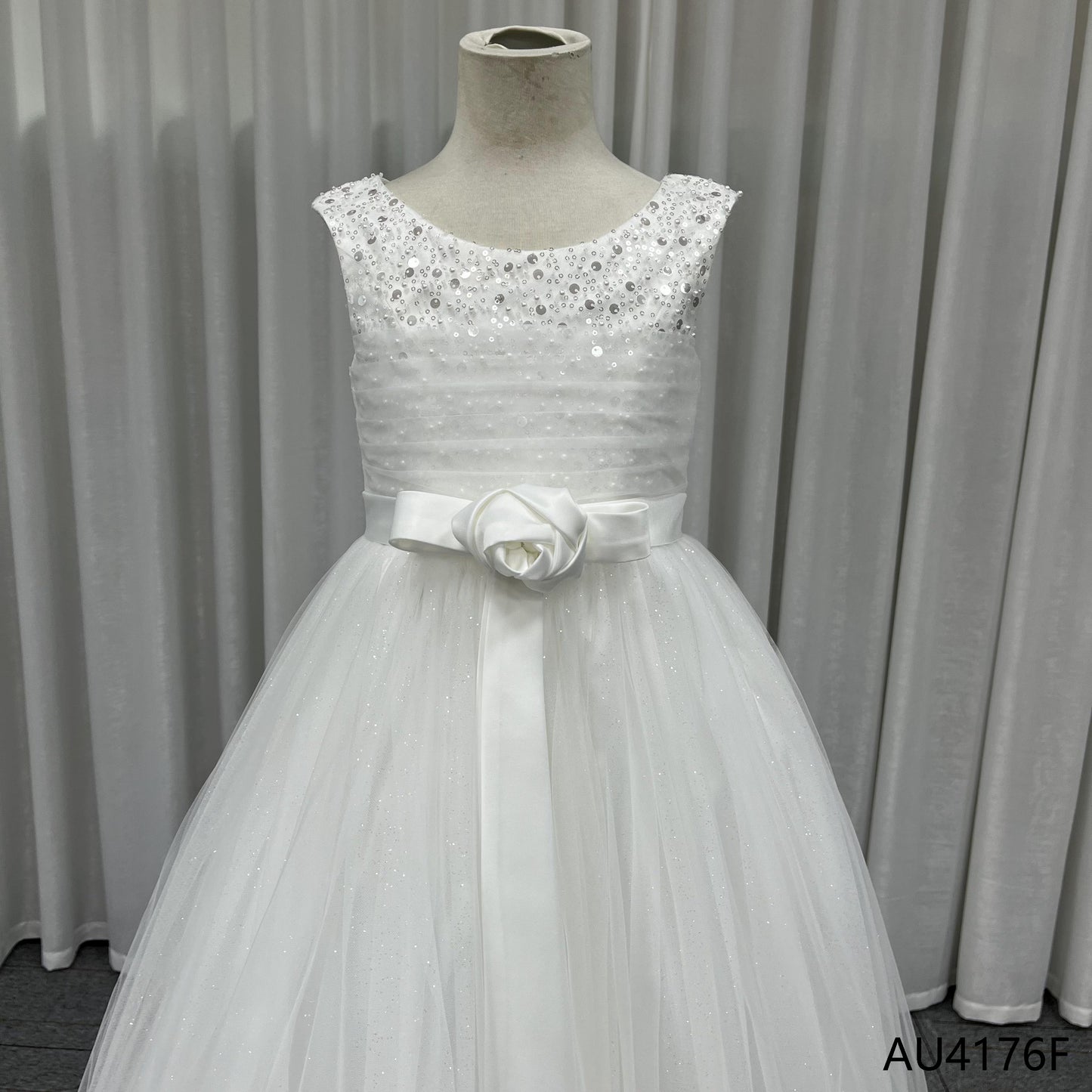 Girl Dress White Frocks Cowl Neckline Short Sleeve Ball Gown Girls First Communion Dress Lace Flower High Quality Dresses