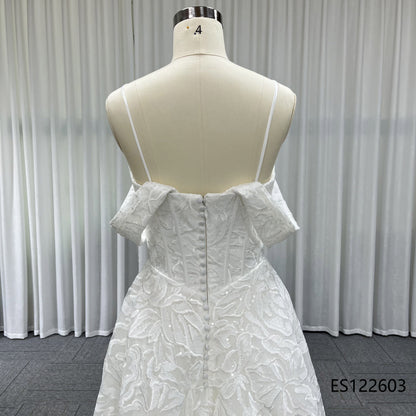 Hot Selling Elegant Modern Fresh Strapless Simple Lightweight Tulle New French Princess Style Gentle Girl Wedding Dress