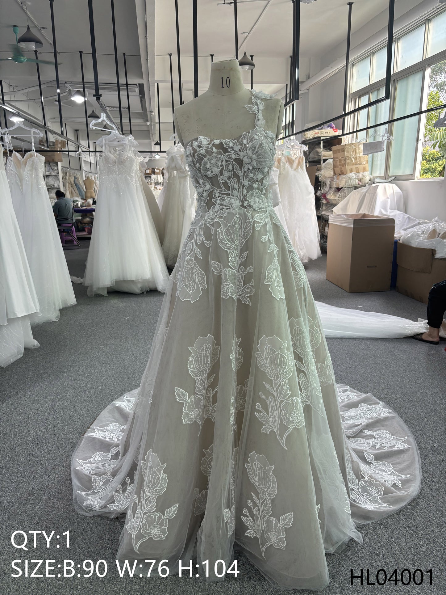 High End French Wedding Dress Offer Shoulder Sleeveless Backless Retro Lace Bridal Gown With Chapel Train