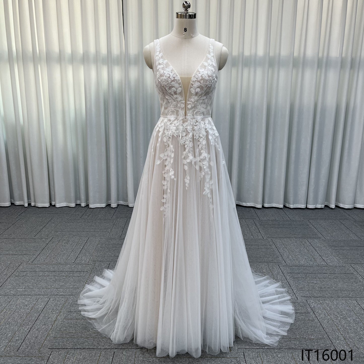 Luxury Spring Wedding Dress for Princess Noble Starry Sequins Backless with Classic Style Elegant Beading Applique Embroidery