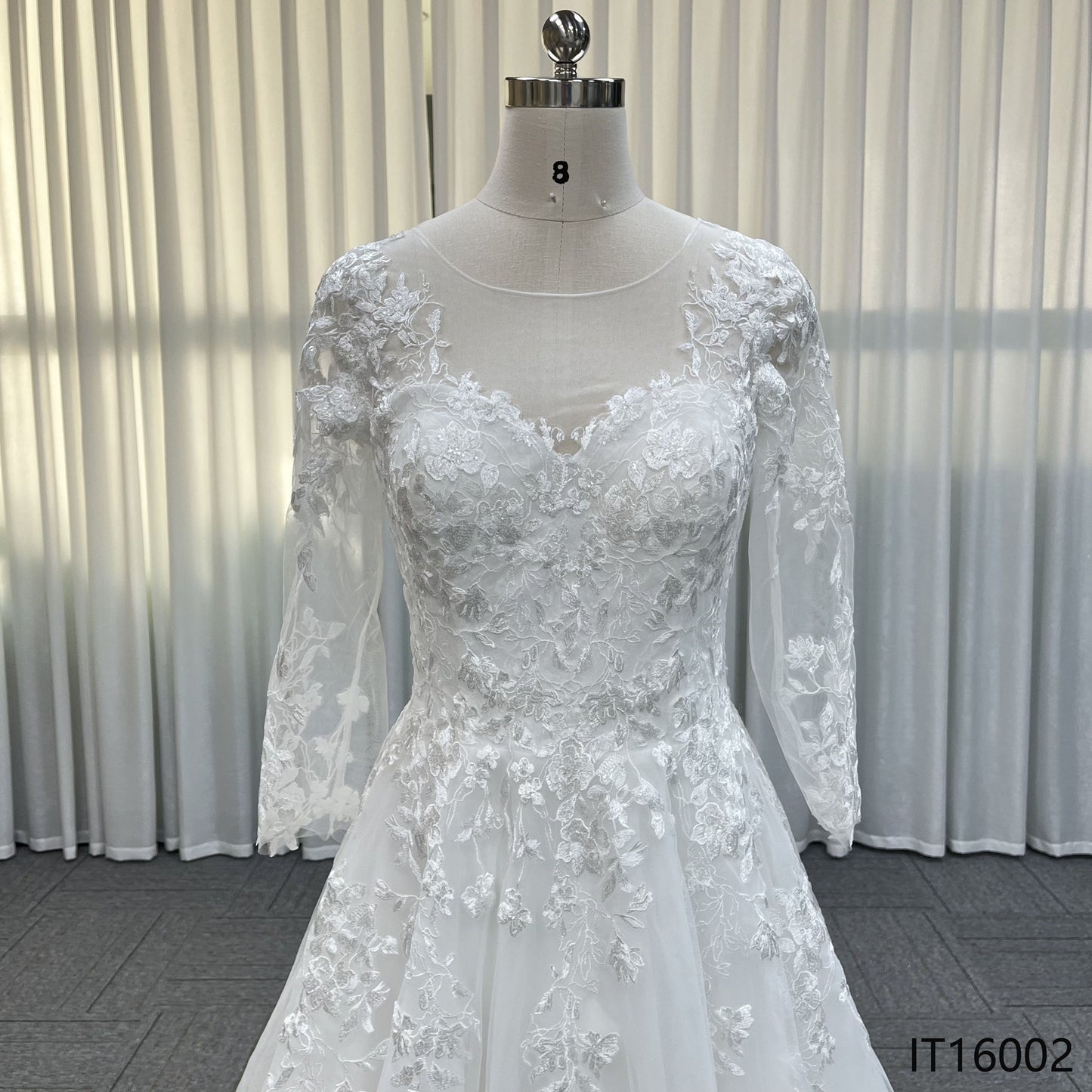 New High Collar Customizable White Long Sleeve Lace Decoration Plus Size Simple Bridal Wedding Dress