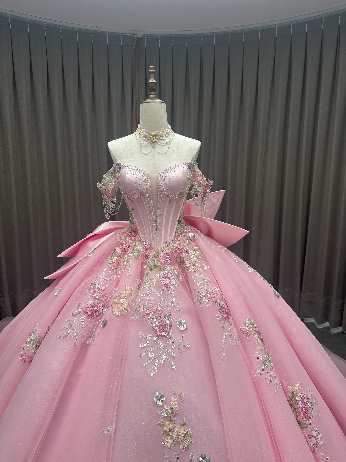 Princess Pink Off-Shoulder Ball Gown Floor-Length Lace Decoration Chapel Train Bow for Quinceanera 15th