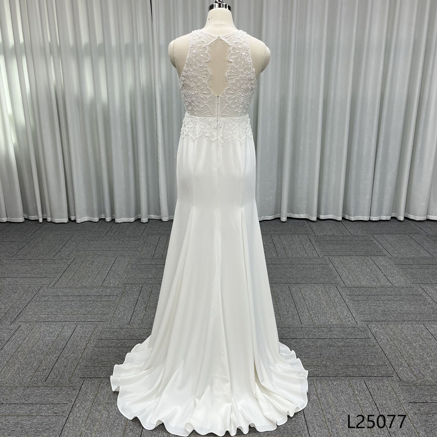 Modern Elegant Wedding Dresses for Women New Design Illusal Lace Applique Mermaid Plus Size Decorated Flowers Crystals