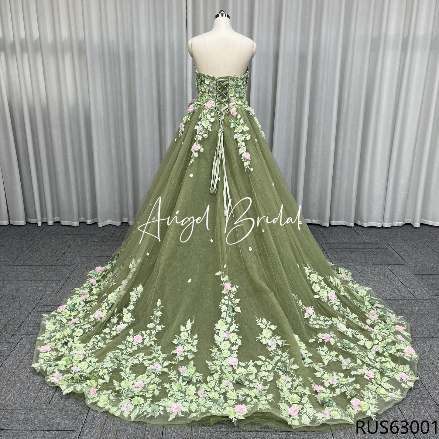 Quinceanera Ball Gowns Girls Dress 15 Years Party Lace 3D Flowers Princess Skirt Off-Shoulder Skirt