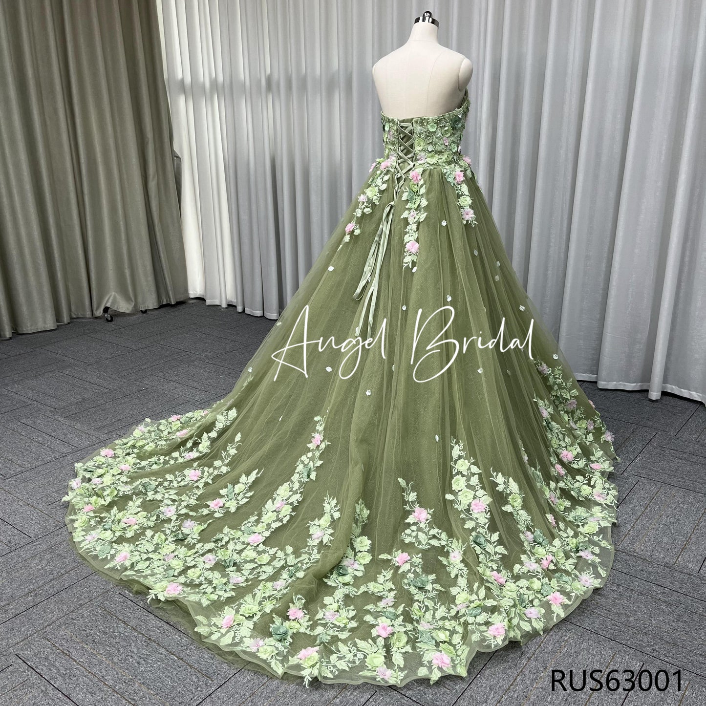 Quinceanera Ball Gowns Girls Dress 15 Years Party Lace 3D Flowers Princess Skirt Off-Shoulder Skirt