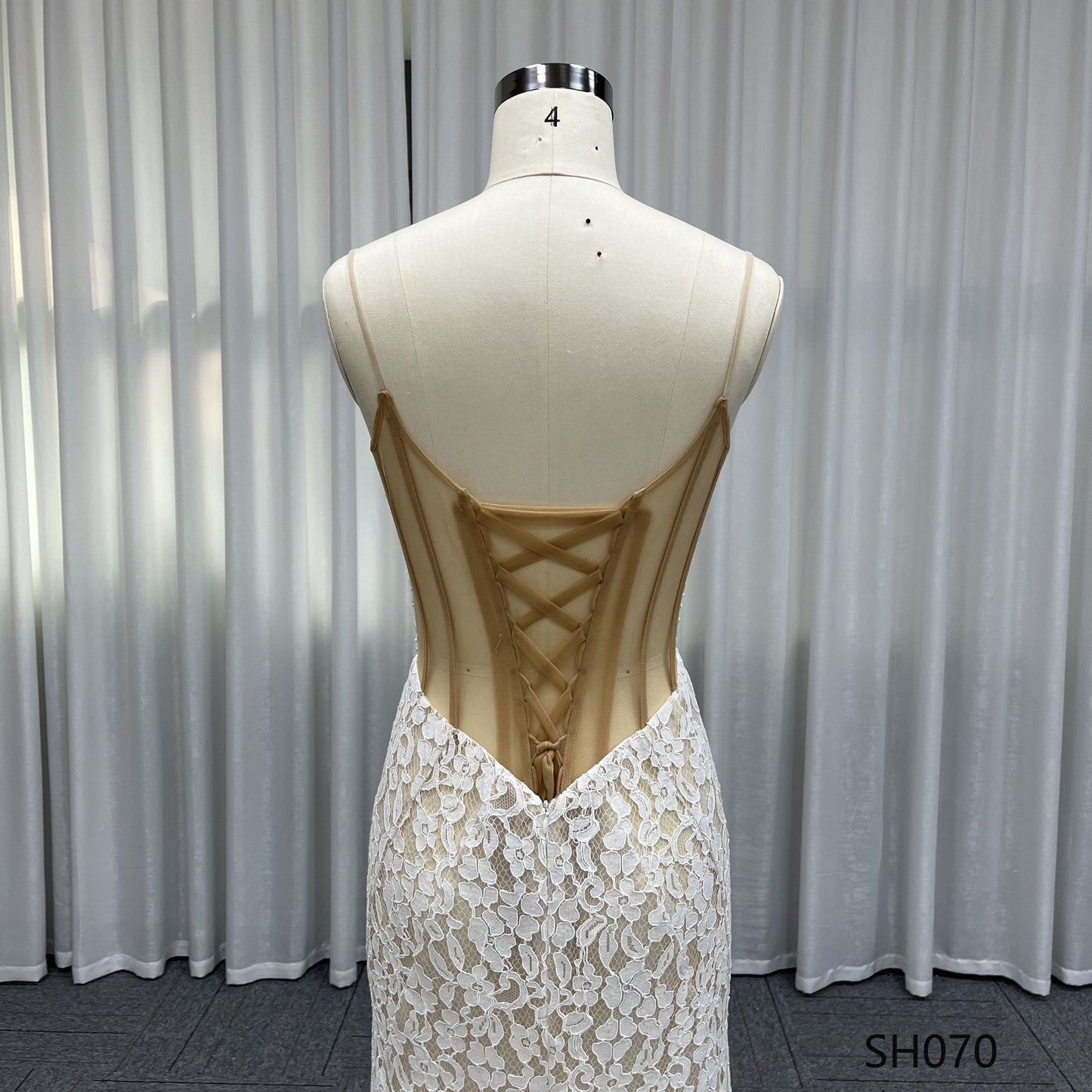 New Soft Yarn High Quality Trumpet Lace Embroidery Sex High End Fishtail Wedding Dresses for Bride Lady Elegant Wedding Dress