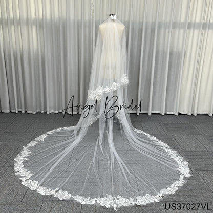 Luxury Big Petals Lace Embroidery Wedding Veil One Layer Bridal Veil Lace Long Style Veil WIth Comb