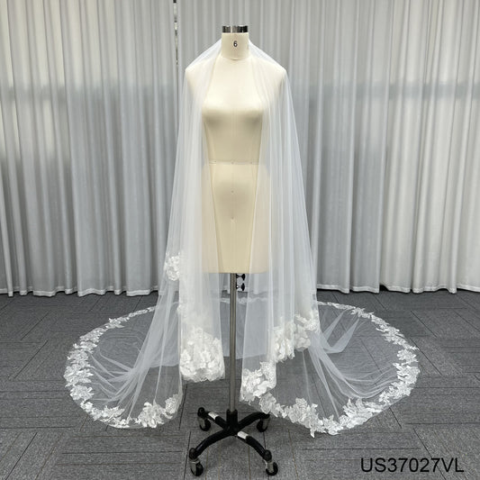 Luxury Big Petals Lace Embroidery Wedding Veil One Layer Bridal Veil Lace Long Style Veil WIth Comb