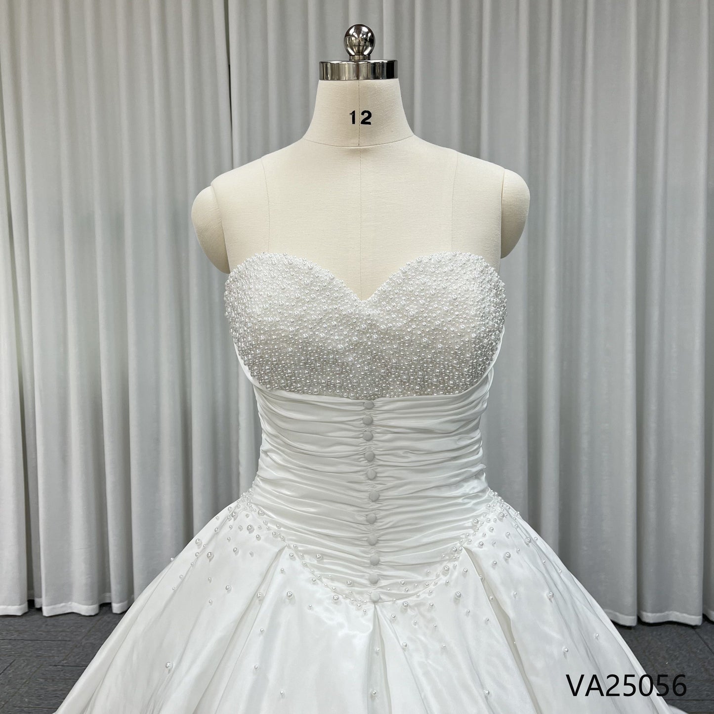 Modern Satin Wedding Dress 100% Real Photos High Quality Ball Gown Sequined Lace Crystal Applique