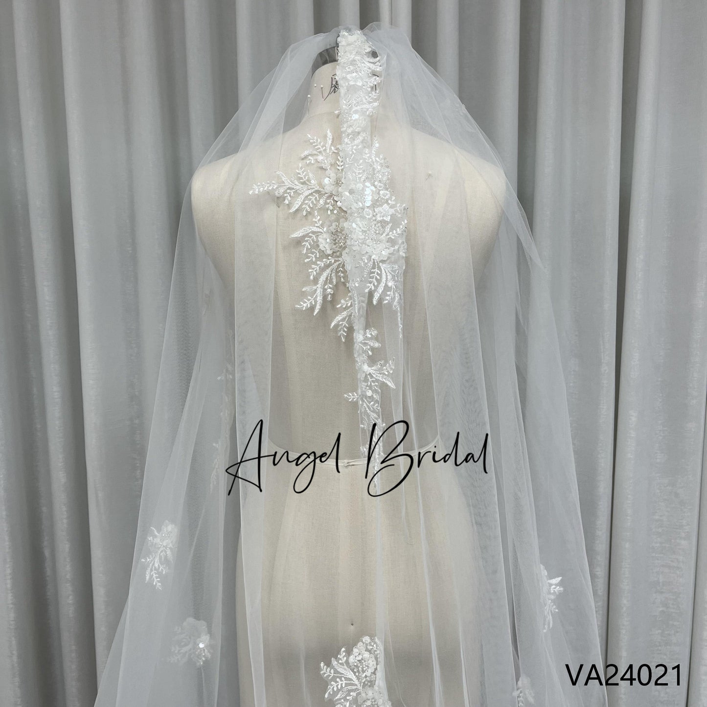 Real Made Lace Cape Long Cathedral Length Crystal Beading Shawl Bridal Veil for Wedding Gowns