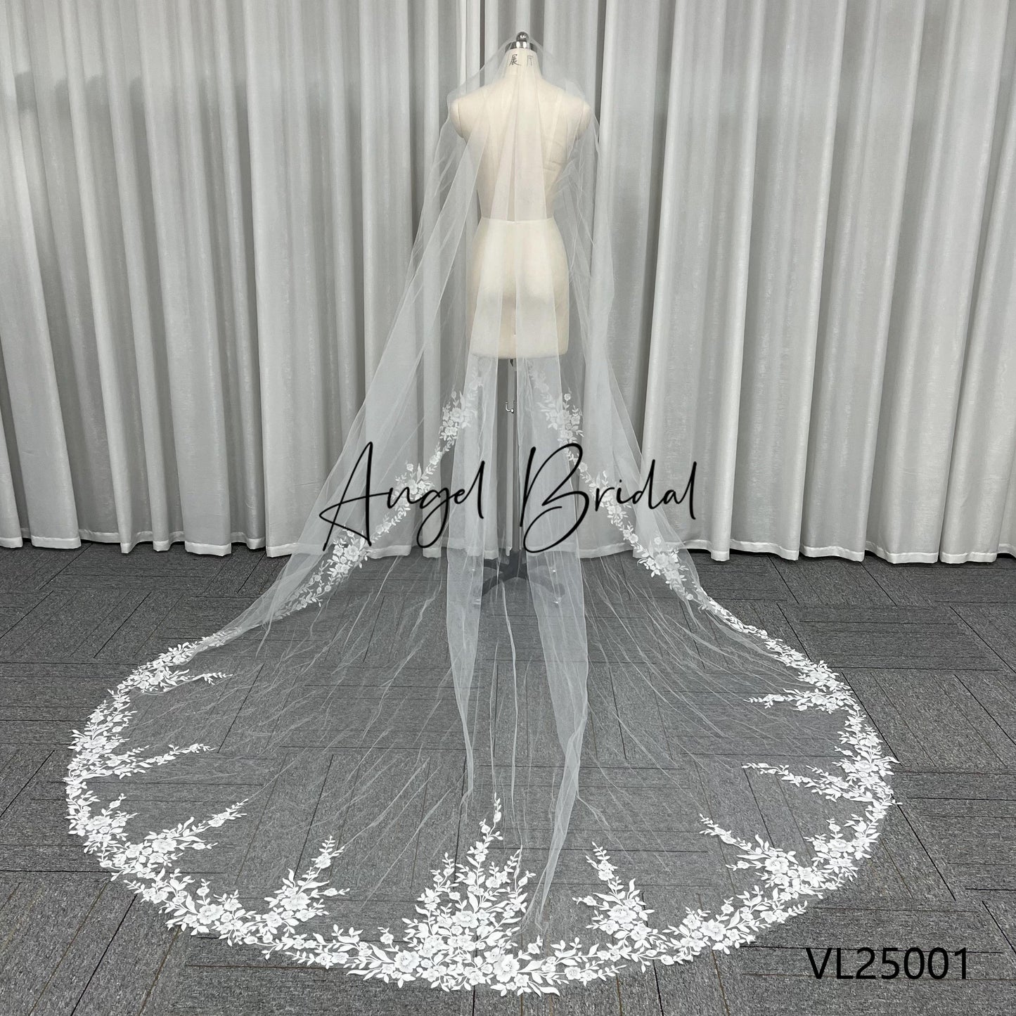 QUEENS GOWN New Elegant Embroidery Lace Trim Wedding Veil 3m Long Singler Layer Fancy Sequin Lace Bridal Veil With Comb
